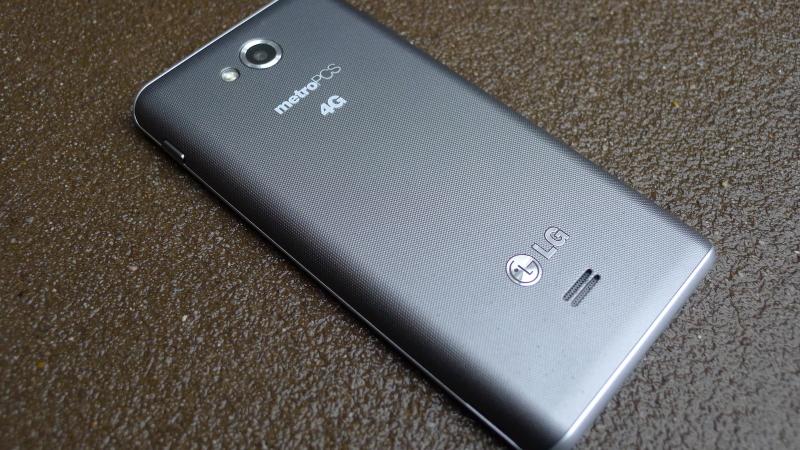 Illustration for article titled LG Spirit 4G Review: The Best, Cheap Pre-Paid Phone We've Ever Used